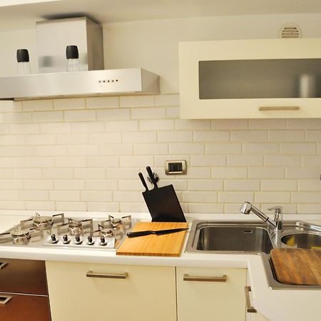 Ciro Piazza Unita Italia Apartment Триест Екстериор снимка