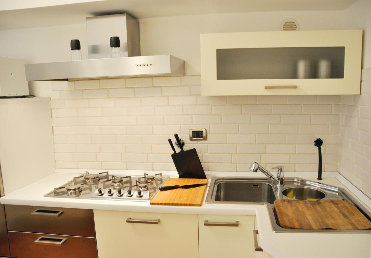 Ciro Piazza Unita Italia Apartment Триест Екстериор снимка